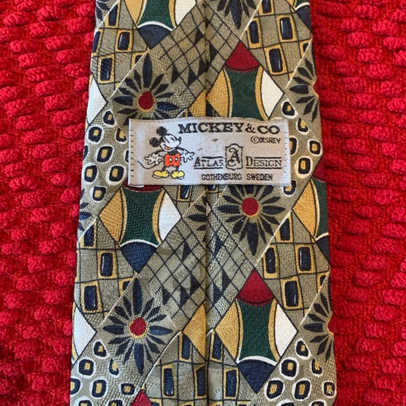 Vintage Disney Mickey Mouse 100% Silk Abstract Design - Picture 5 of 7